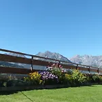 Dcb